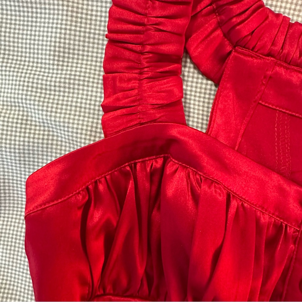 BEBE NWT Satin/Silk Red Ruffle Tank Top! Gorgeous Summer Vibe! Size S button up - Picture 5 of 11